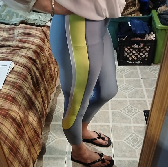 🎈Under Armour🎈BUY 1 GET 1 FREE-ALL LISTINGS🎈Heatgear Compression Leggings M - Picture 7 of 13